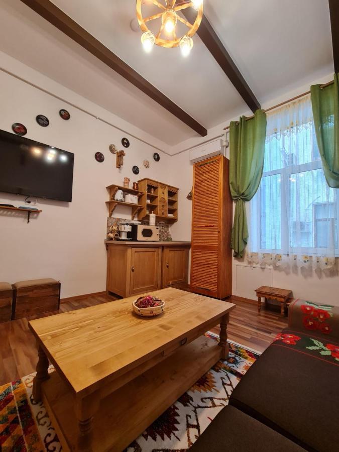 City Home Бухарест Екстер'єр фото